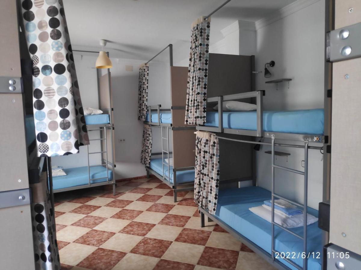 Triana Backpackers *